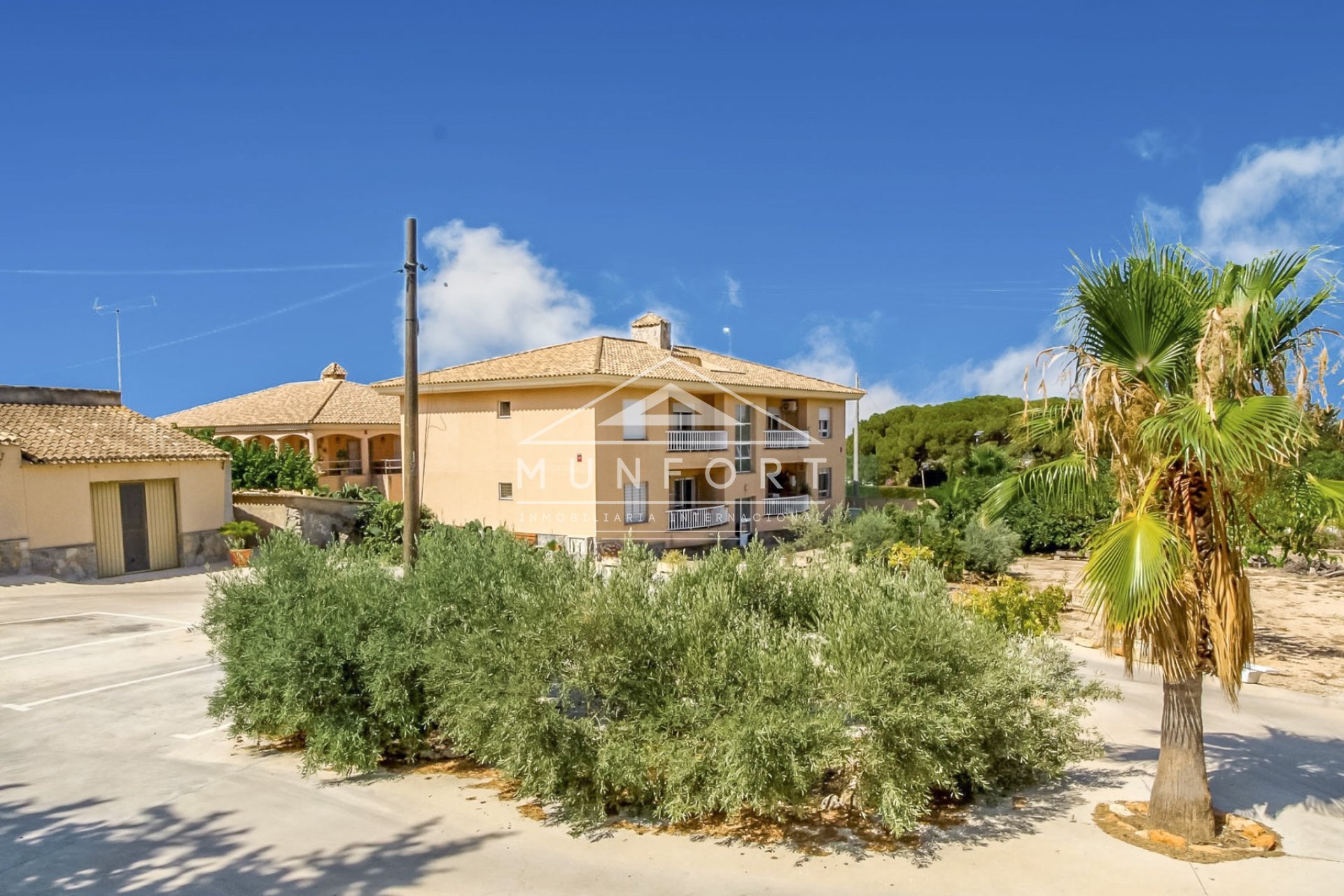 Resale - Apartments -
Los Urrutias - EL CARMOLI