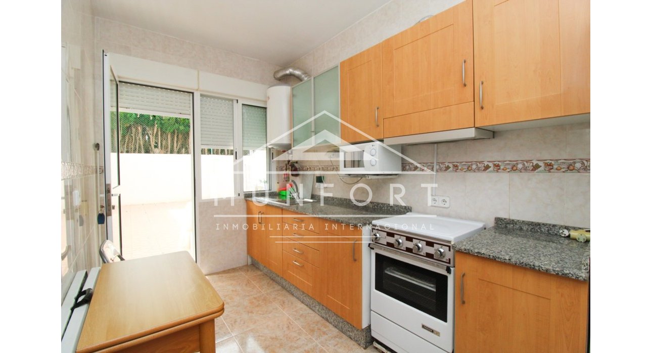 Resale - Apartments -
Los Urrutias