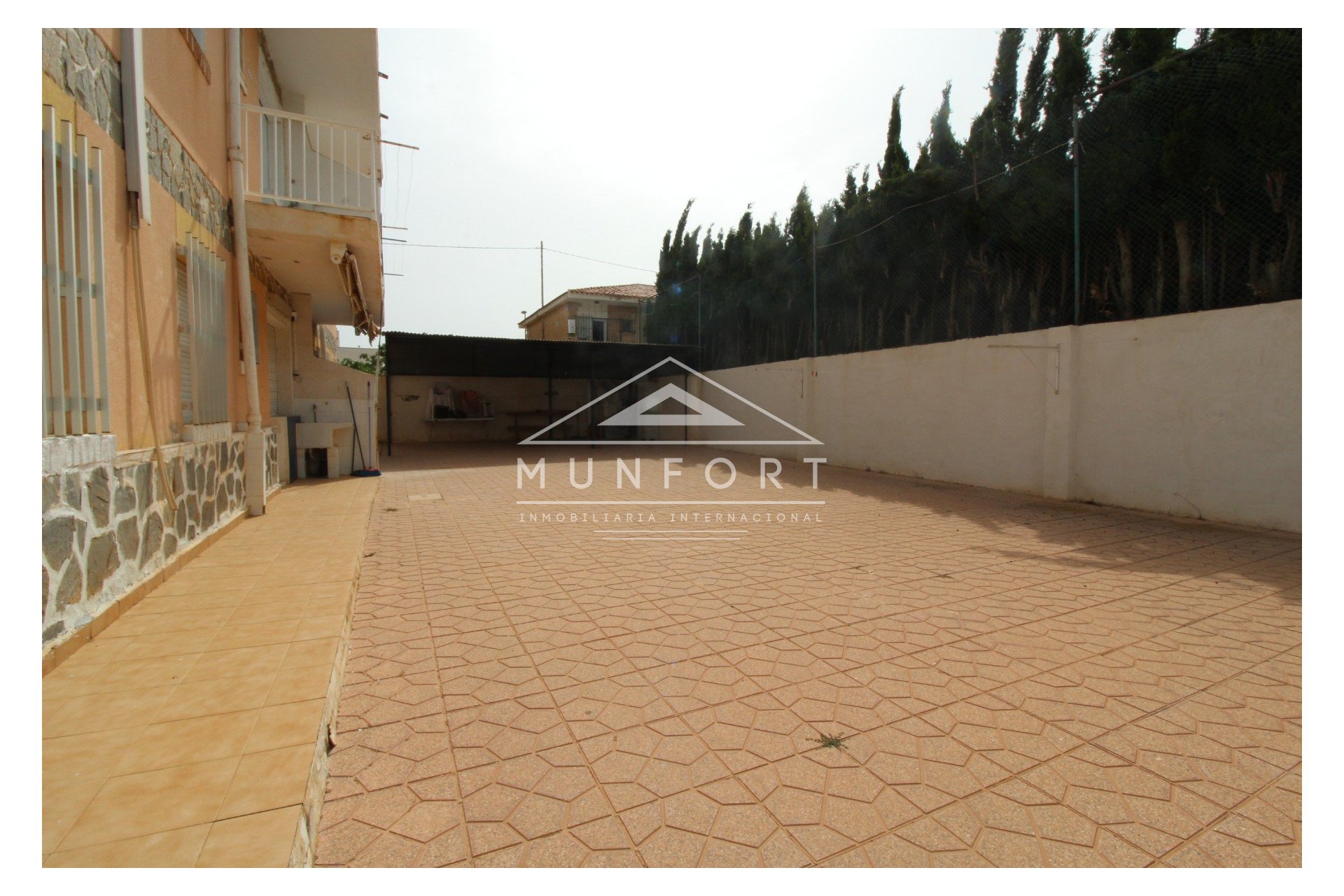 Resale - Apartments -
Los Urrutias