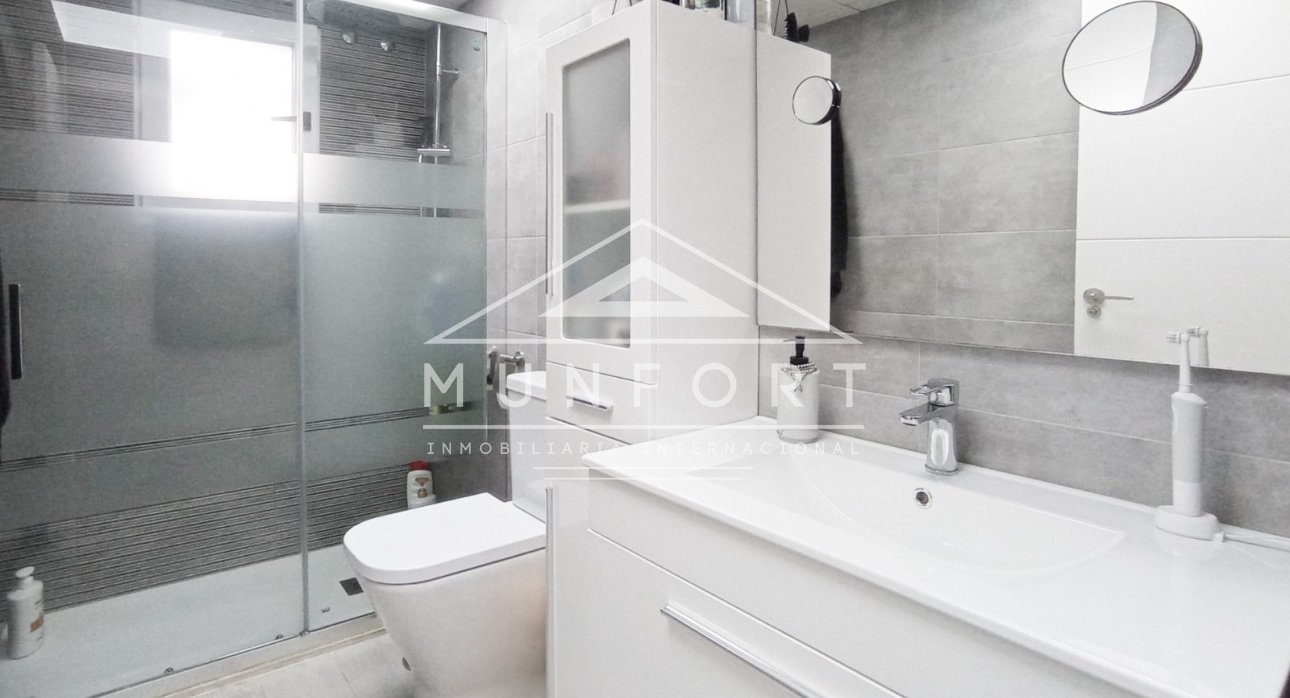 Resale - Apartments -
Los Urrutias