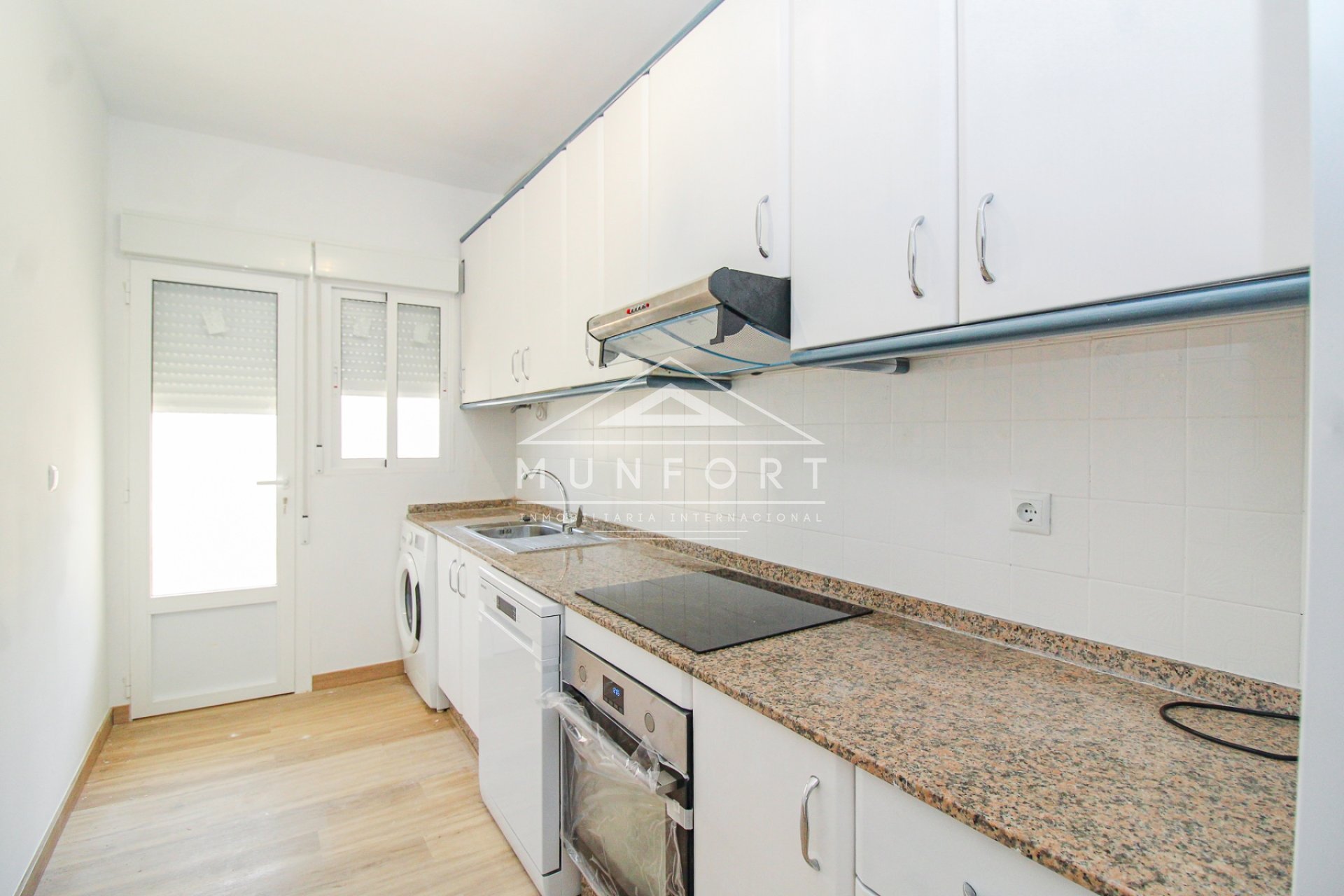 Resale - Apartments -
Los Urrutias