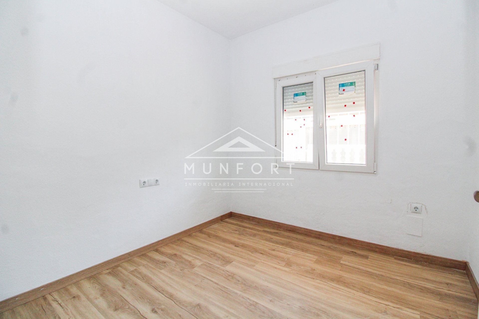 Resale - Apartments -
Los Urrutias