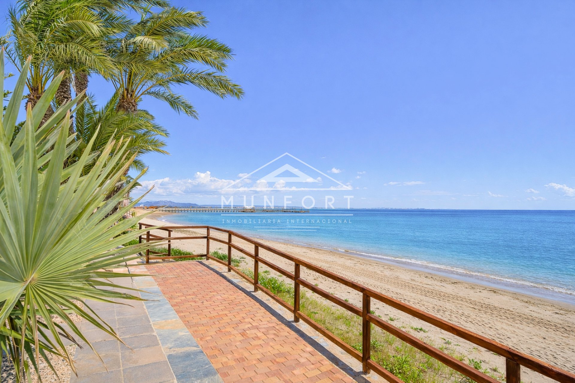 Resale - Apartments -
Los Urrutias