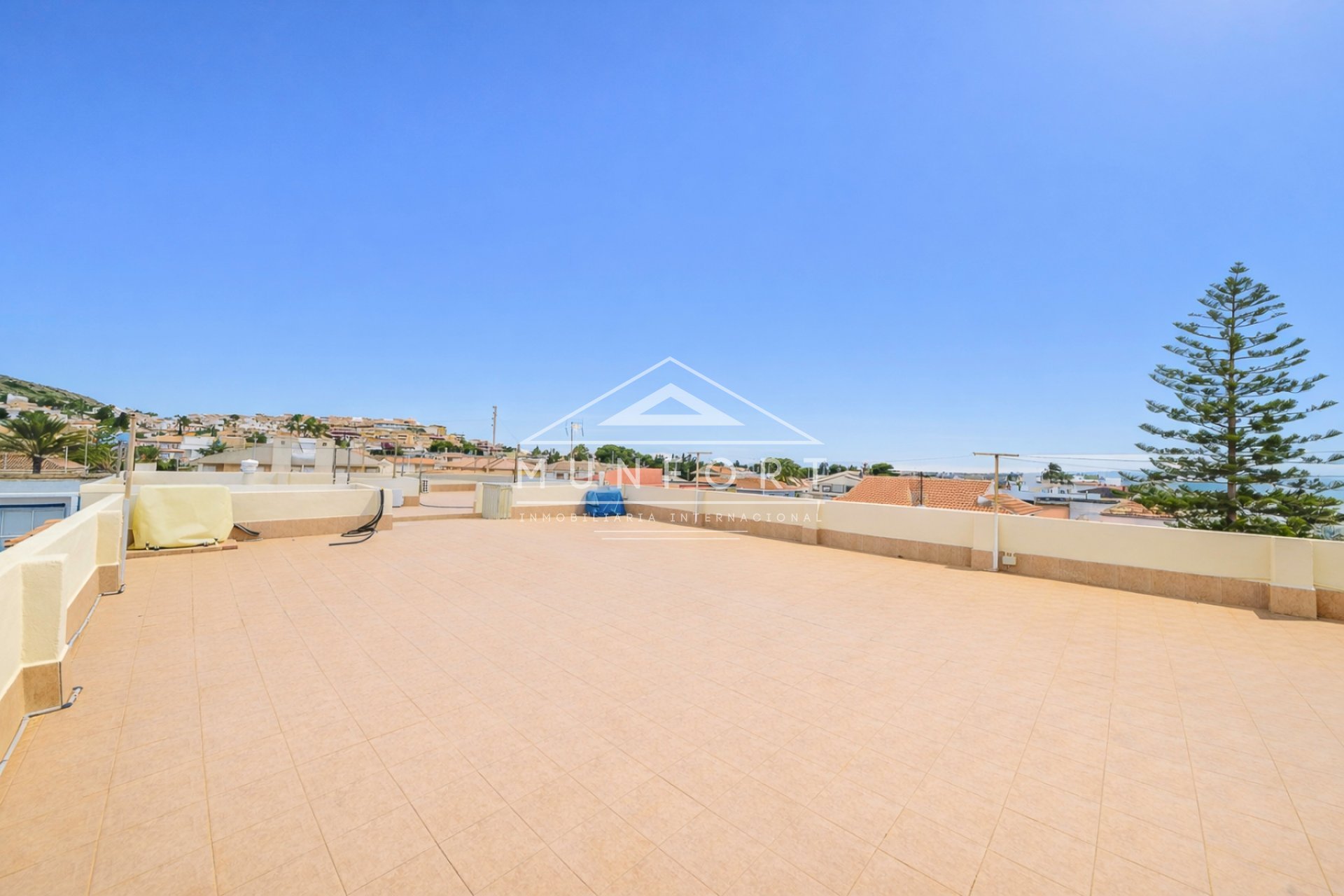 Resale - Apartments -
Los Urrutias