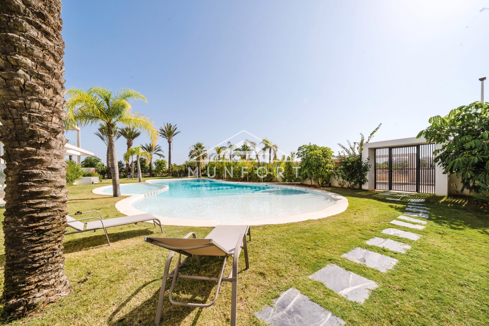 Resale - Apartments -
Mar de Cristal