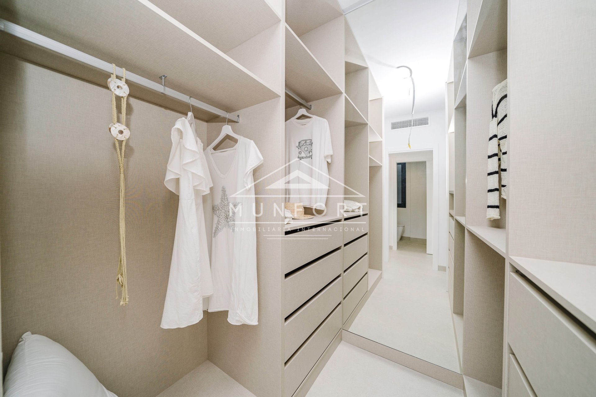 Resale - Apartments -
Mar de Cristal