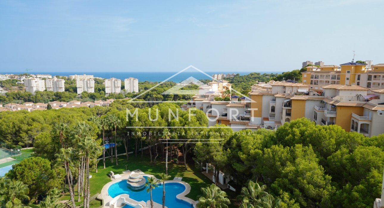 Resale - Apartments -
Orihuela Costa - Dehesa de Campoamor