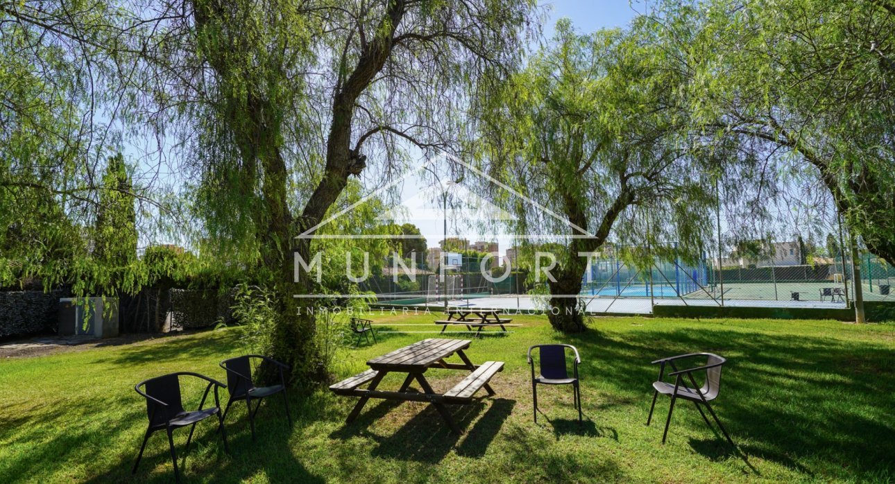 Resale - Apartments -
Orihuela Costa - Dehesa de Campoamor