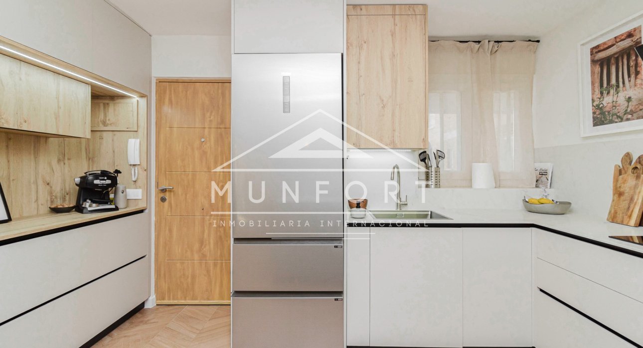 Resale - Apartments -
Orihuela Costa - Dehesa de Campoamor