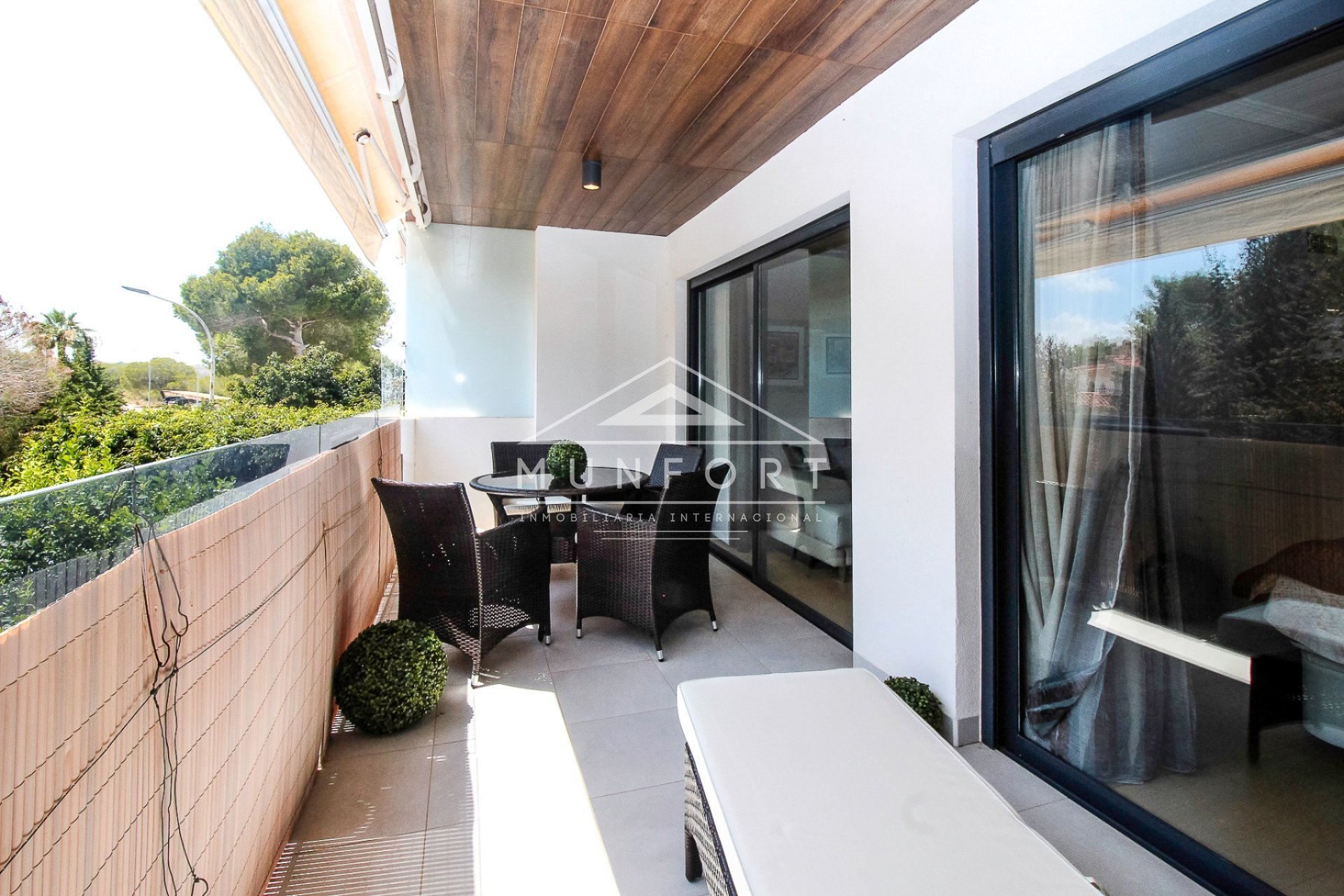 Resale - Apartments -
Orihuela Costa - Dehesa de Campoamor