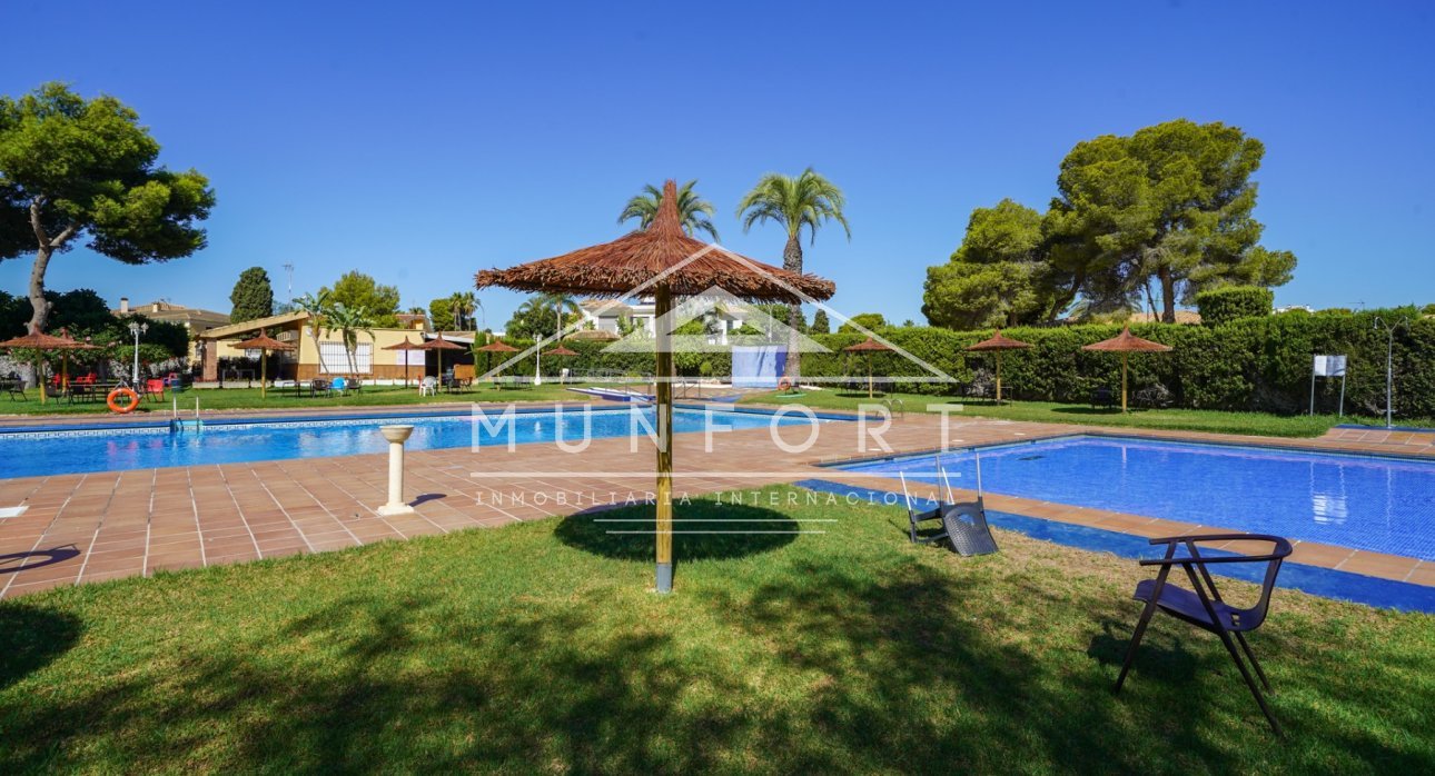 Resale - Apartments -
Orihuela Costa - Dehesa de Campoamor