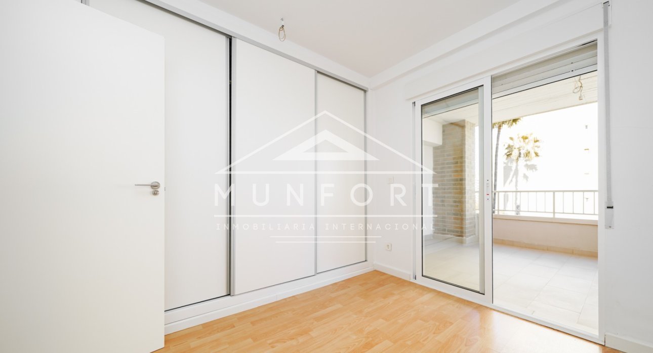 Resale - Apartments -
Orihuela Costa - Dehesa de Campoamor