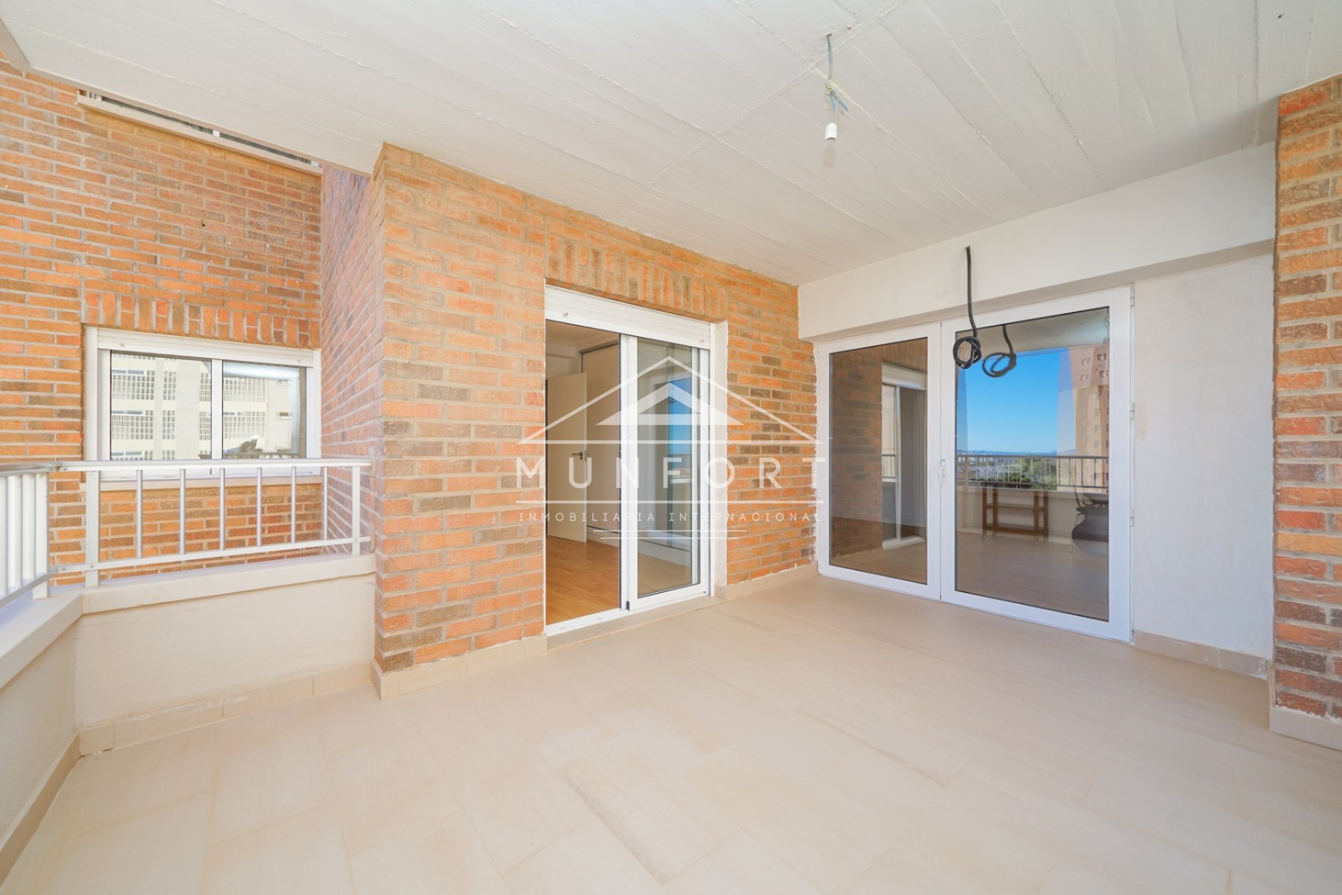 Resale - Apartments -
Orihuela Costa - Dehesa de Campoamor