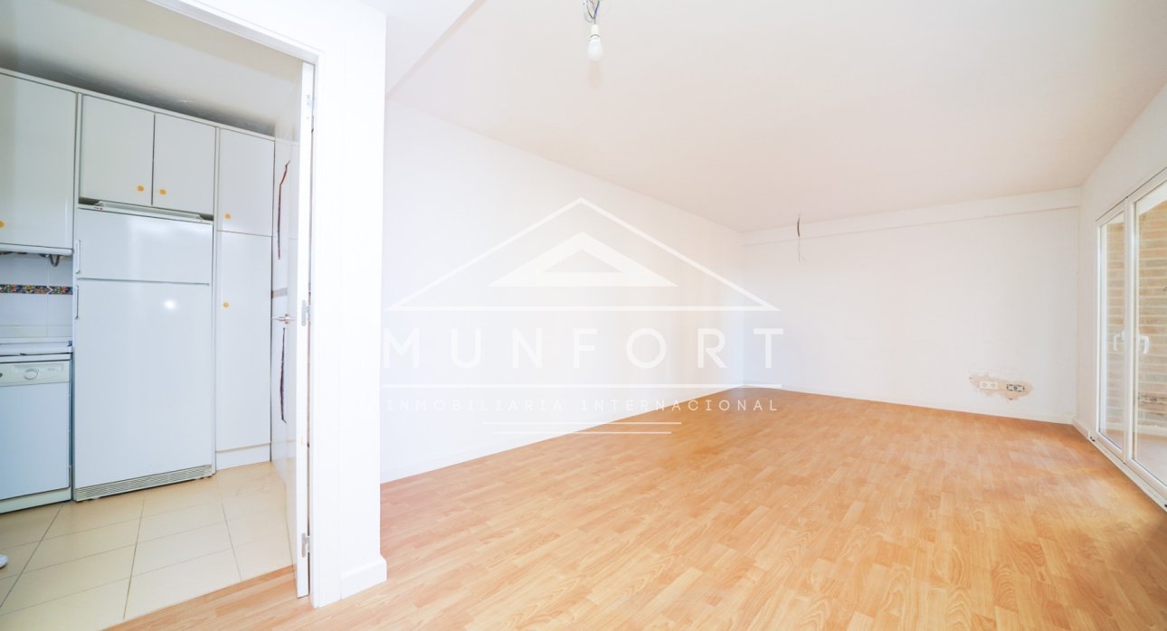 Resale - Apartments -
Orihuela Costa - Dehesa de Campoamor