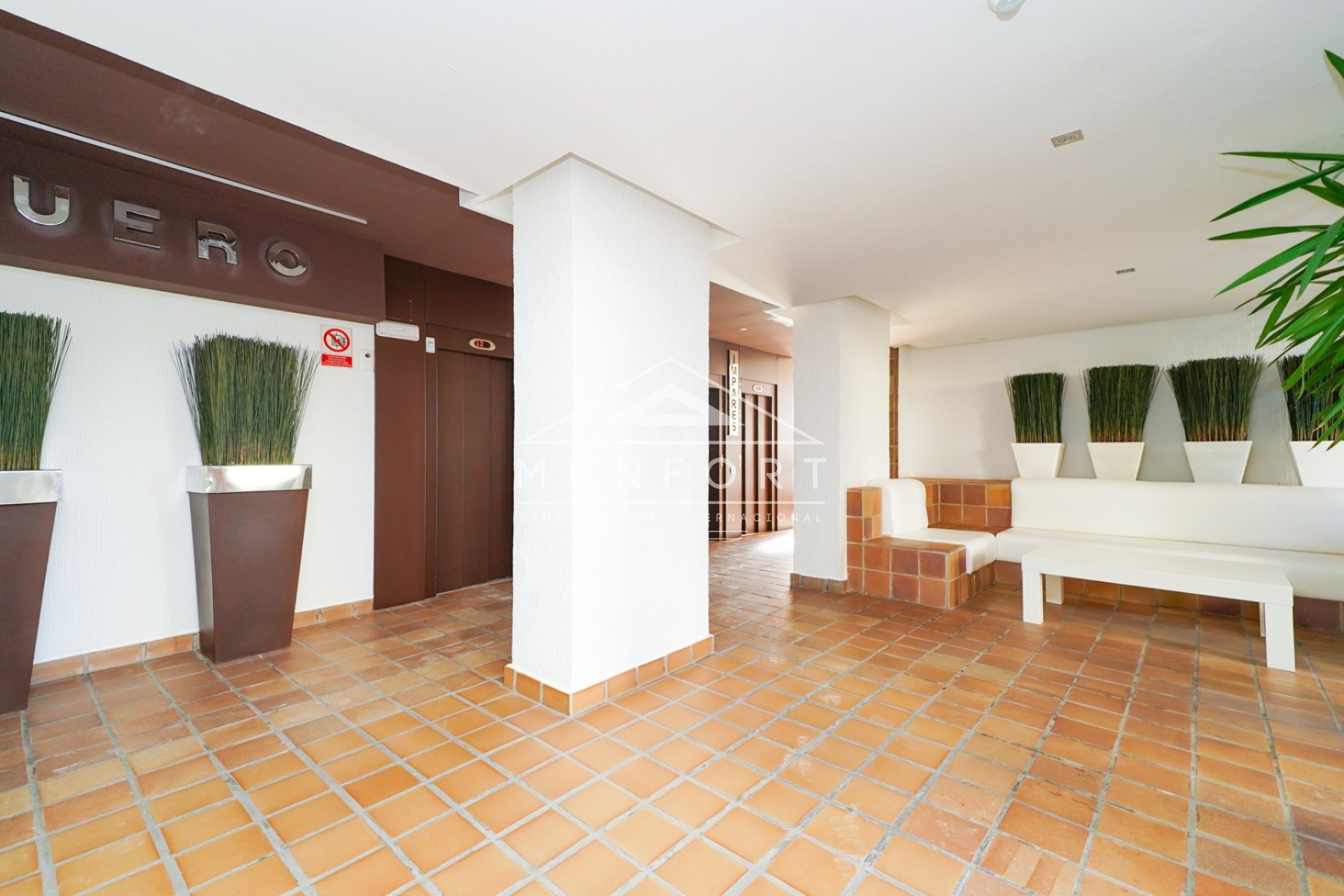 Resale - Apartments -
Orihuela Costa - Dehesa de Campoamor