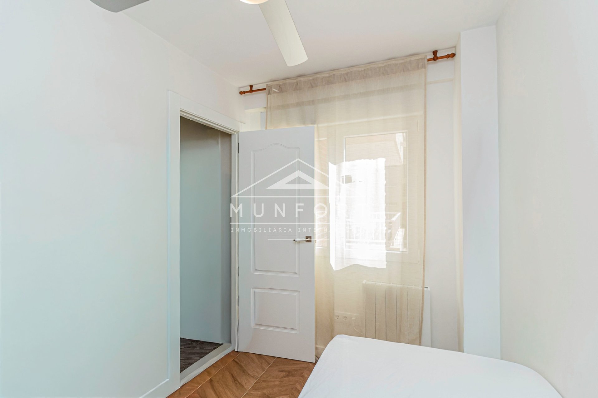 Resale - Apartments -
Orihuela Costa - Dehesa de Campoamor