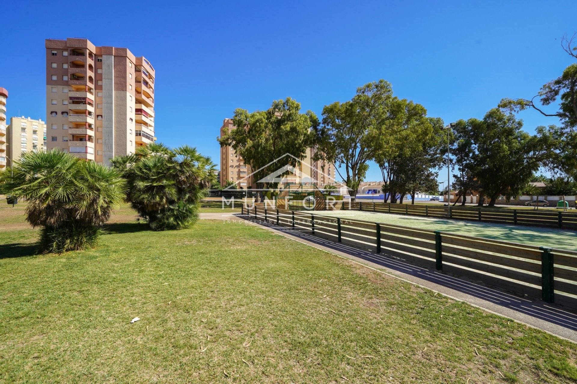Resale - Apartments -
Orihuela Costa - Dehesa de Campoamor