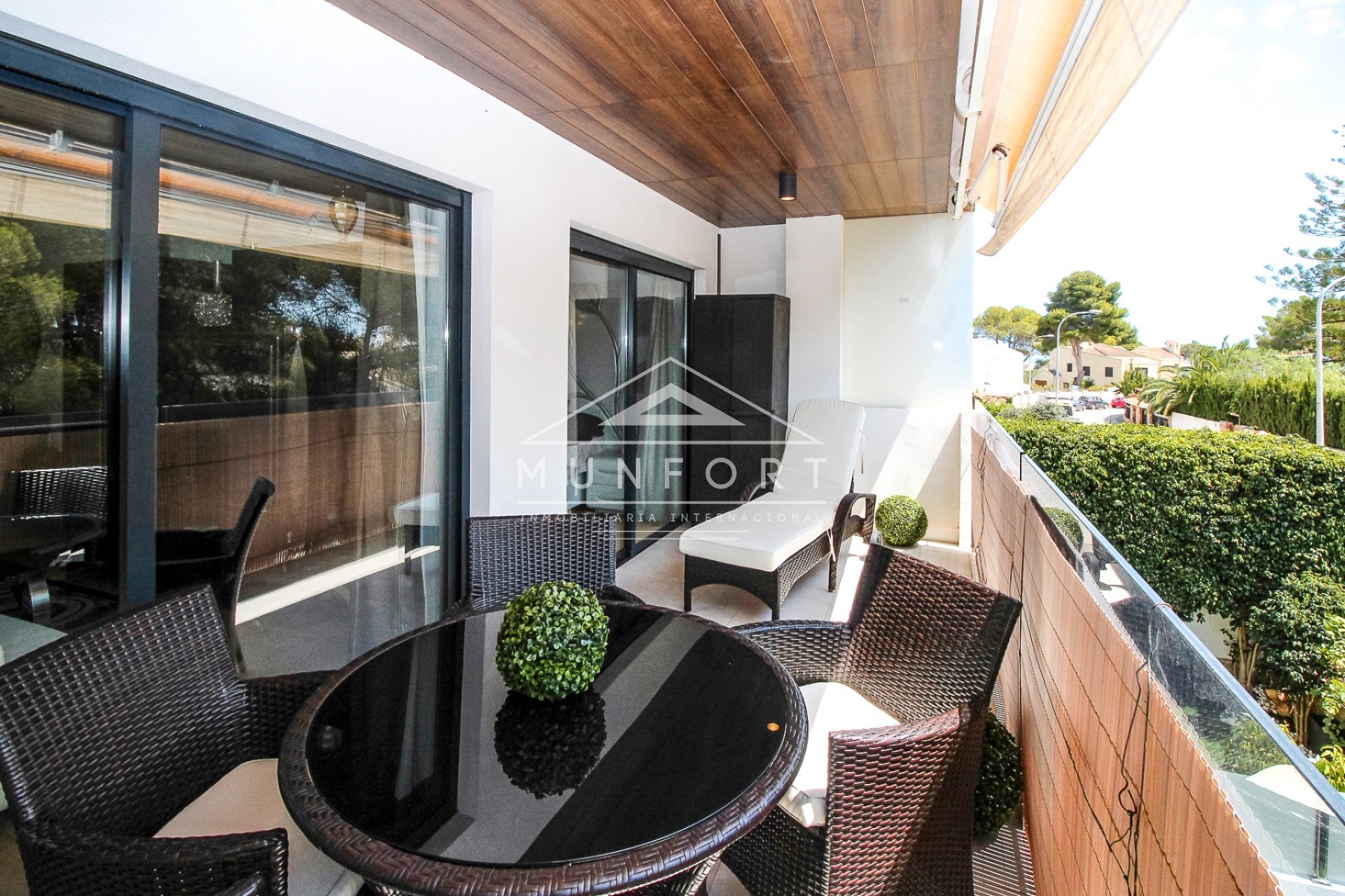 Resale - Apartments -
Orihuela Costa - Dehesa de Campoamor