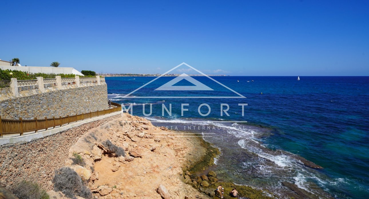 Resale - Apartments -
Orihuela Costa - Lomas de Cabo Roig