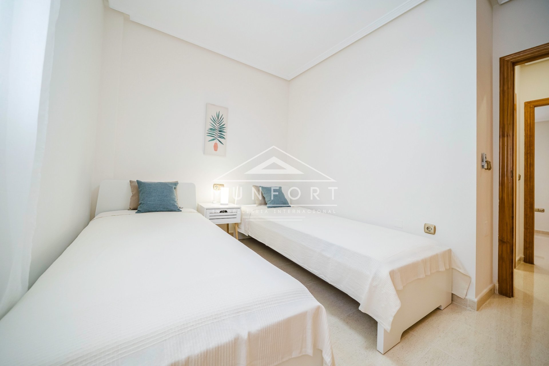 Resale - Apartments -
Orihuela Costa - Lomas de Cabo Roig
