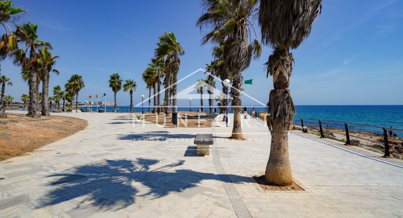 Resale - Apartments -
Orihuela Costa - Playa Flamenca