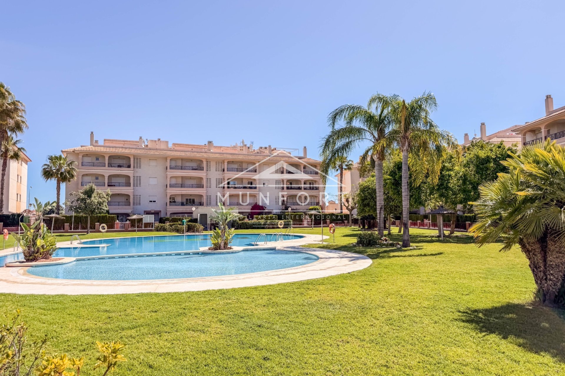 Resale - Apartments -
Orihuela Costa - Playa Flamenca