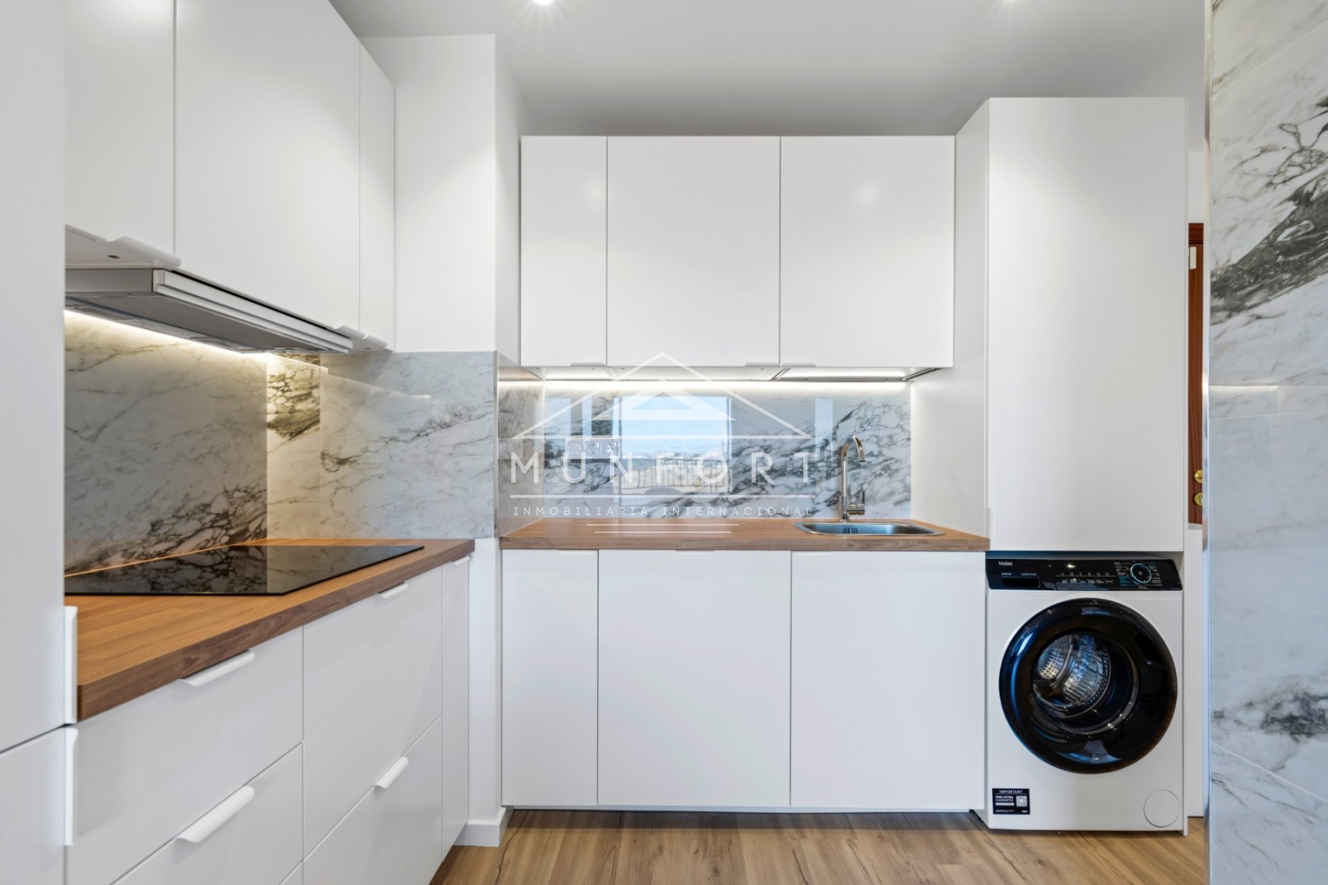 Resale - Apartments -
Orihuela Costa - Punta Prima