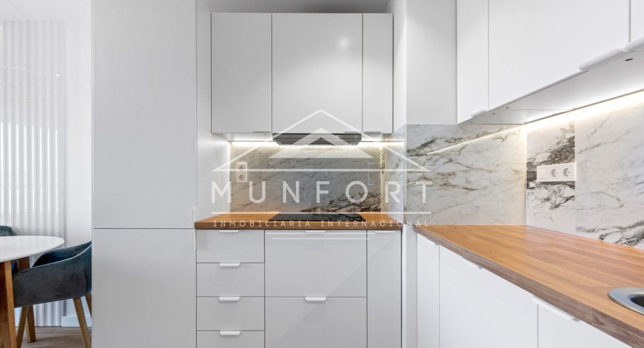 Resale - Apartments -
Orihuela Costa - Punta Prima