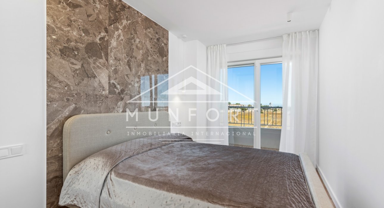 Resale - Apartments -
Orihuela Costa - Punta Prima