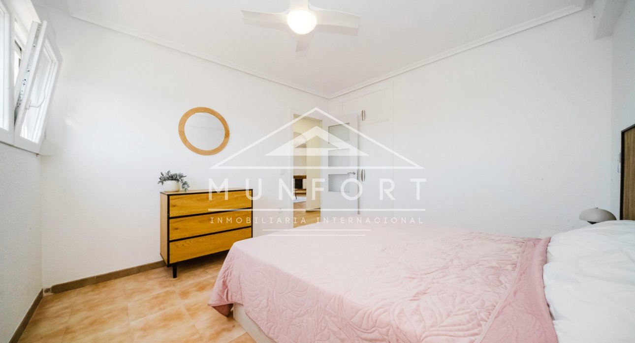 Resale - Apartments -
Orihuela Costa - Punta Prima