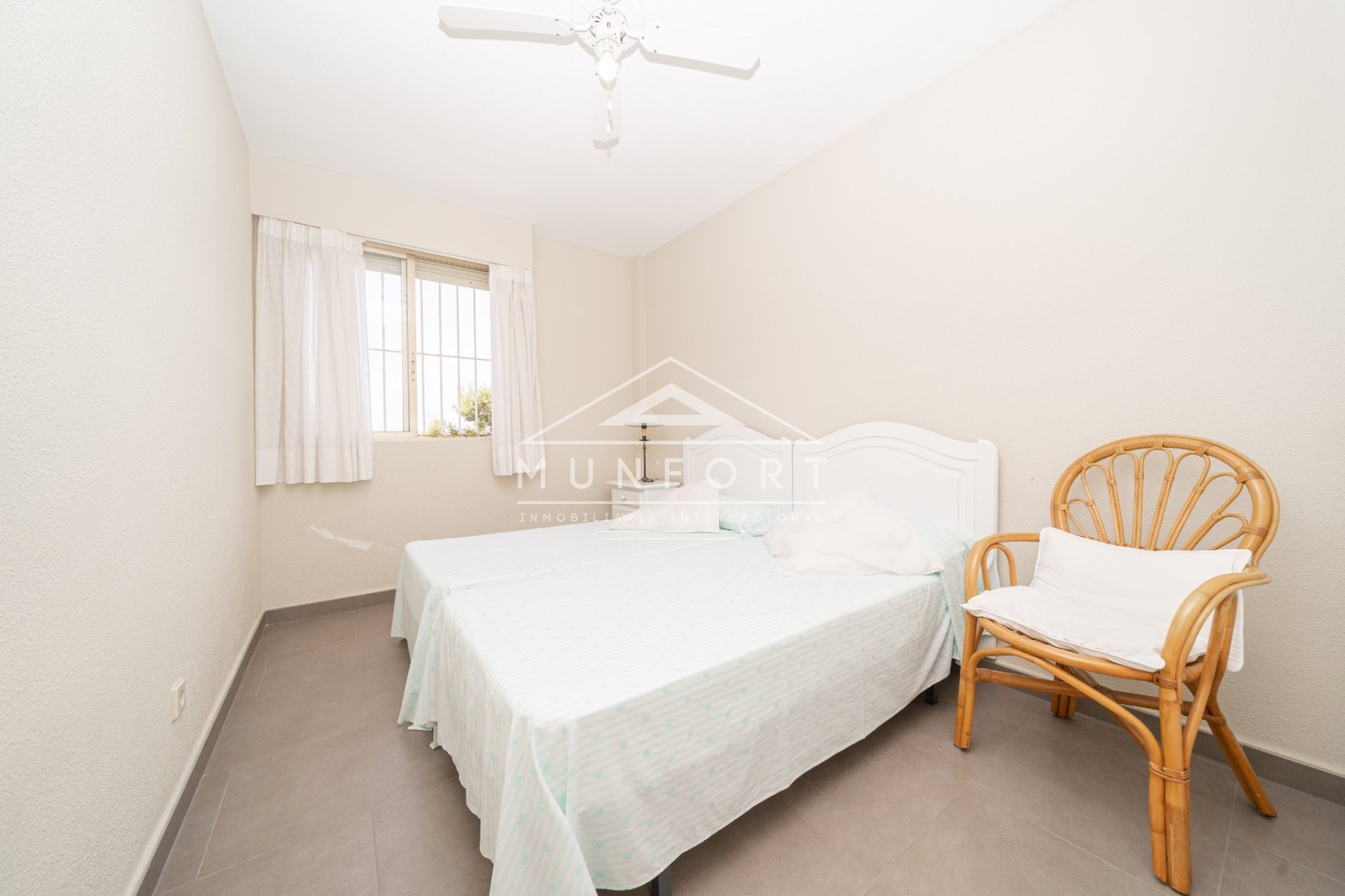 Resale - Apartments -
Orihuela Costa - Punta Prima