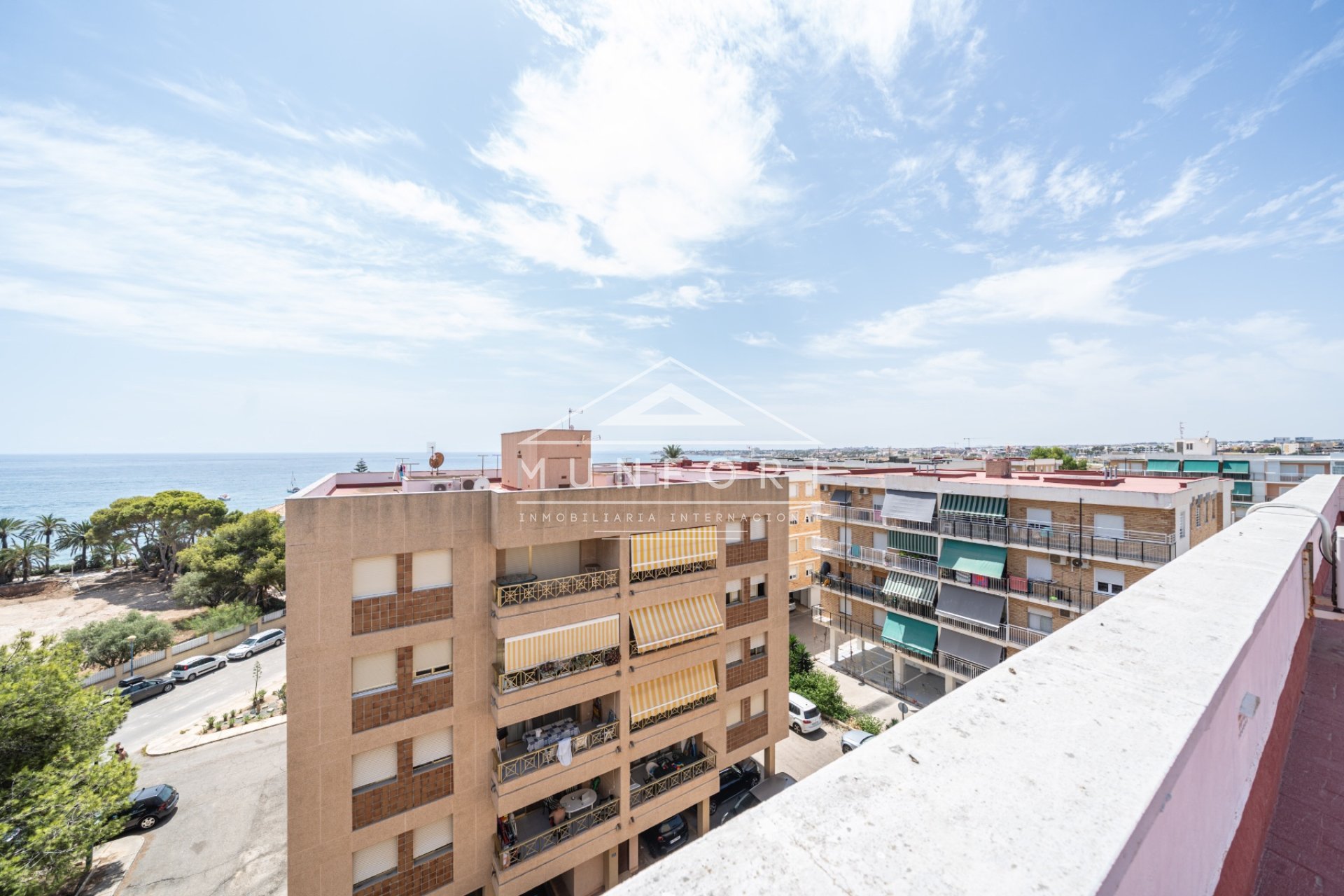 Resale - Apartments -
Orihuela Costa - Punta Prima