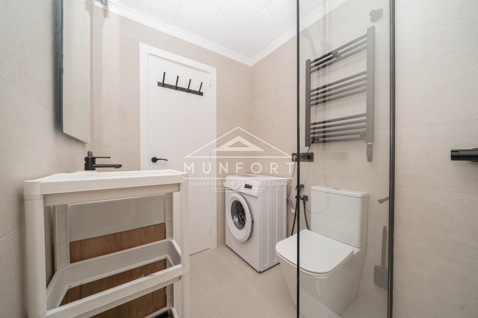 Resale - Apartments -
Orihuela Costa - Punta Prima