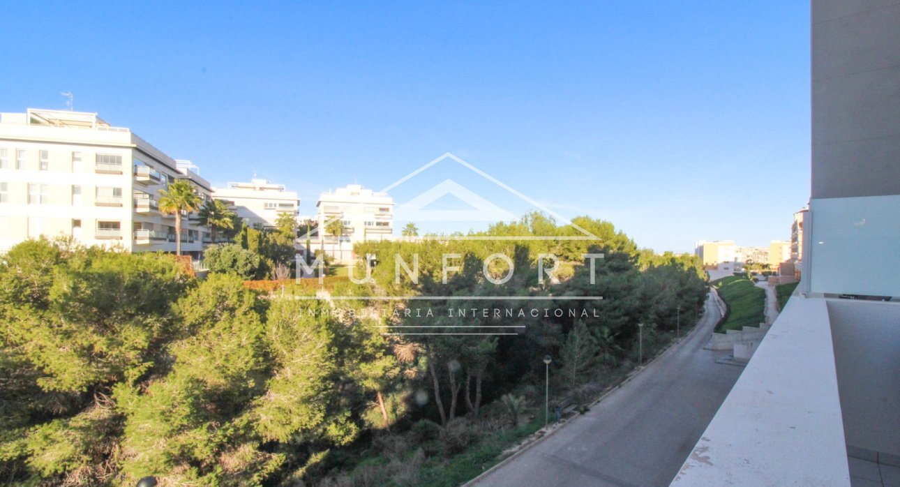 Resale - Apartments -
Orihuela Costa - Villamartín