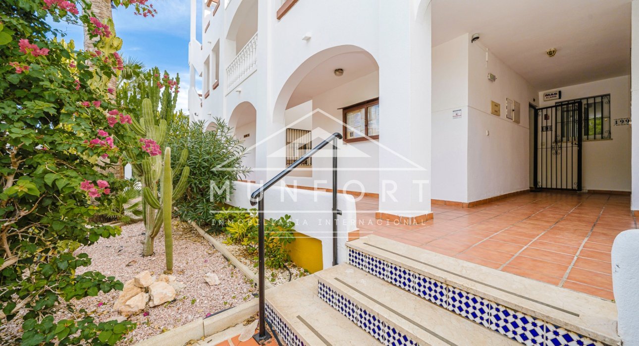 Resale - Apartments -
Orihuela Costa - Villamartín