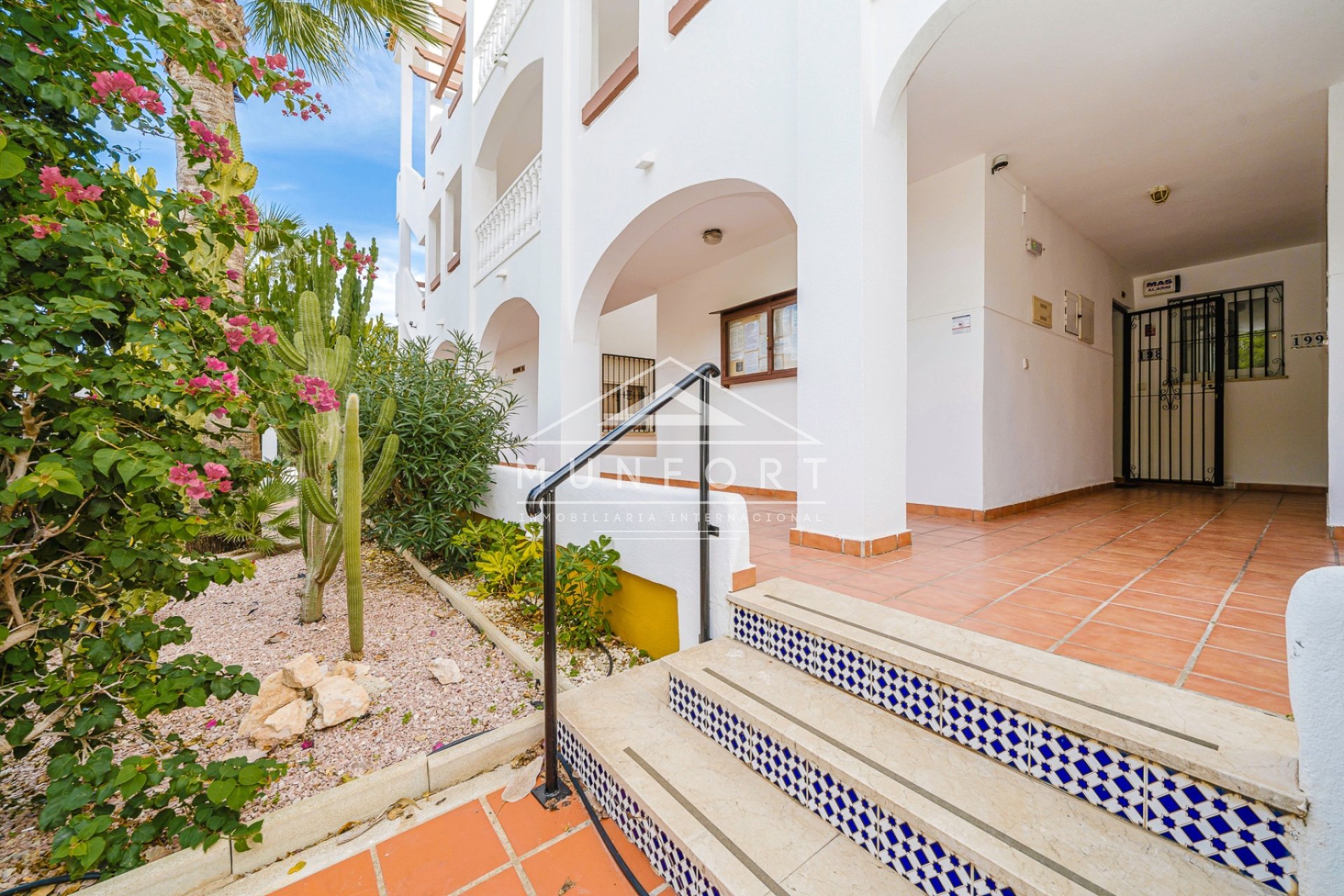 Resale - Apartments -
Orihuela Costa - Villamartín