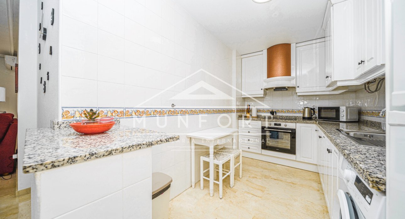 Resale - Apartments -
Orihuela Costa - Villamartín