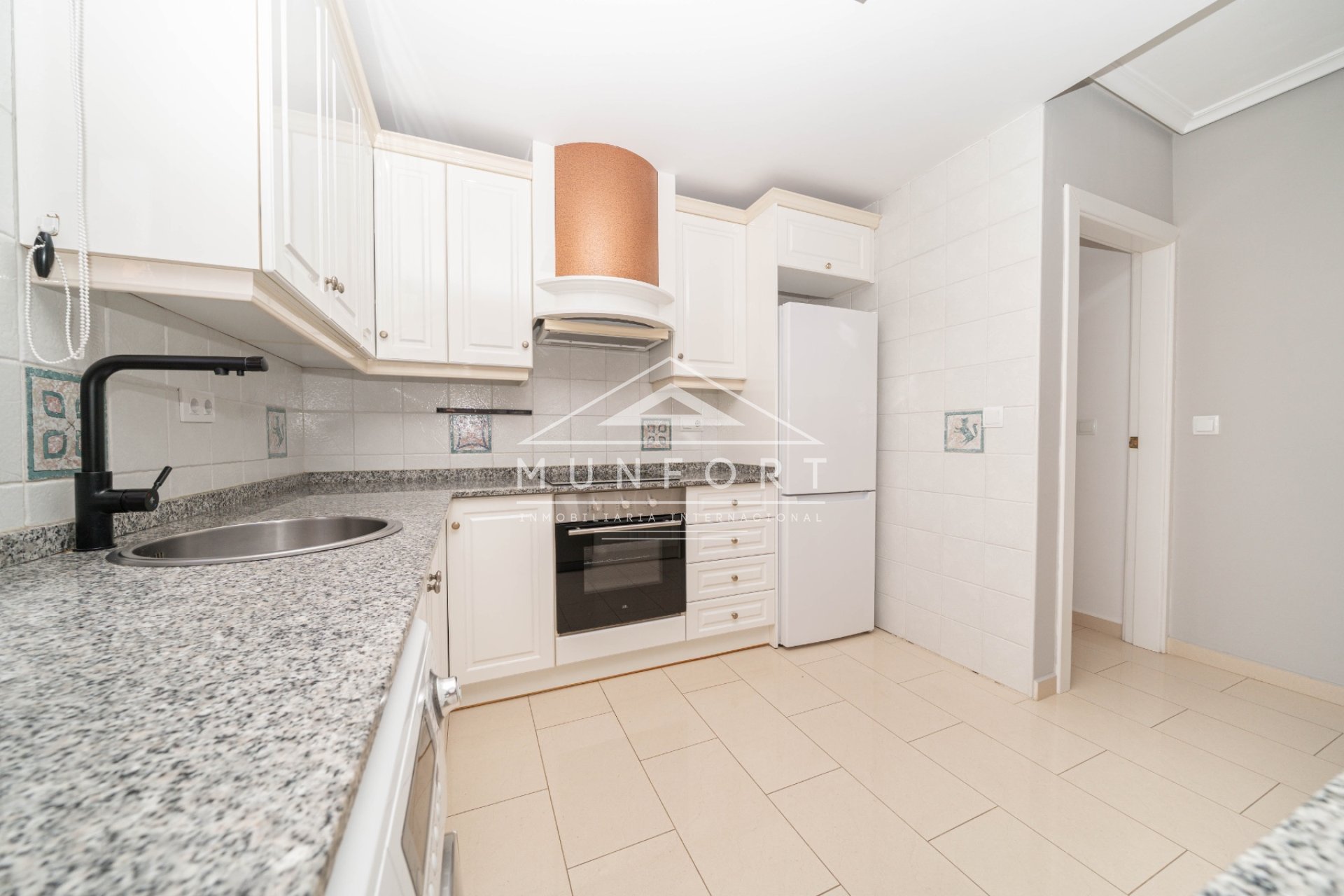 Resale - Apartments -
Orihuela Costa - Villamartín