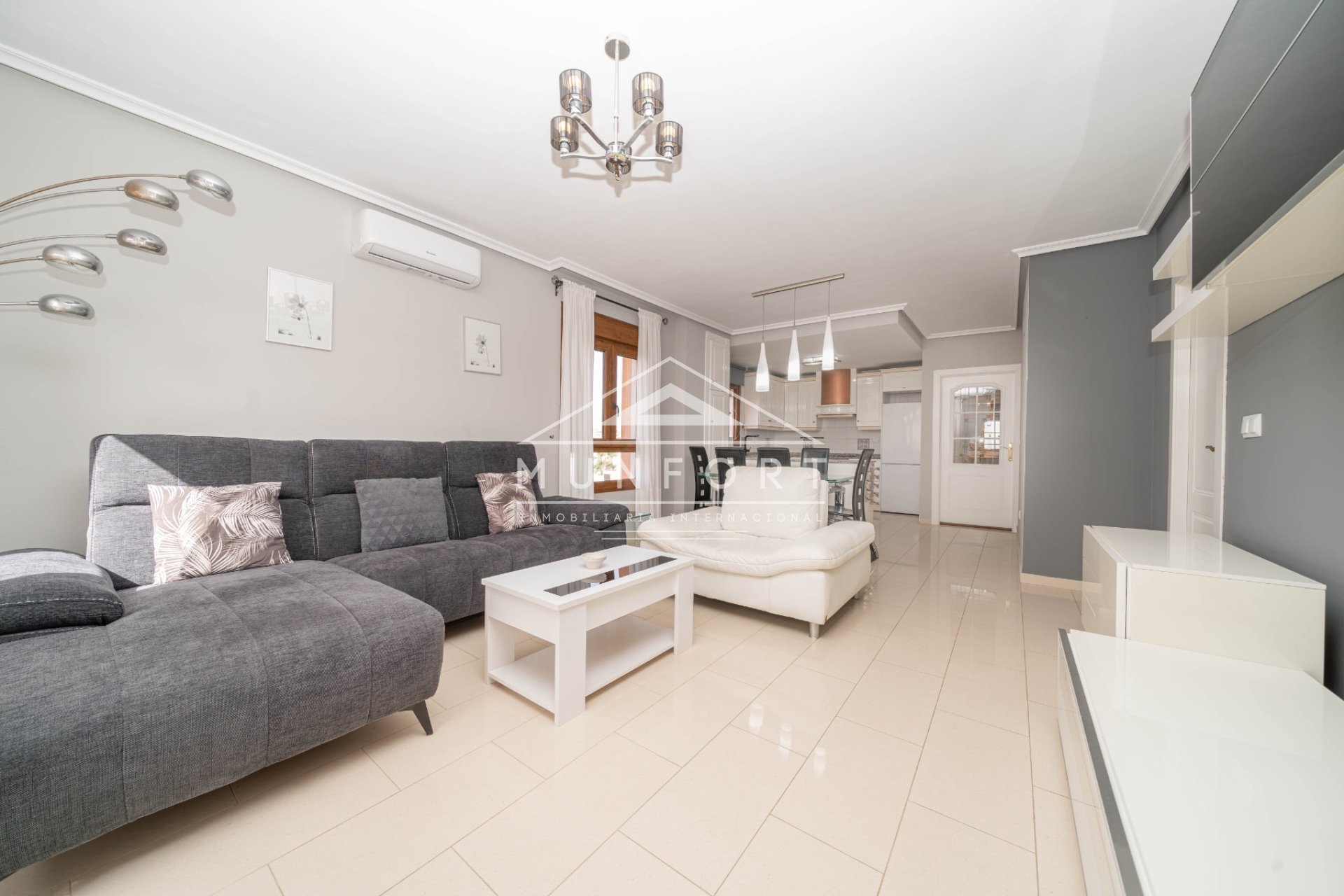 Resale - Apartments -
Orihuela Costa - Villamartín