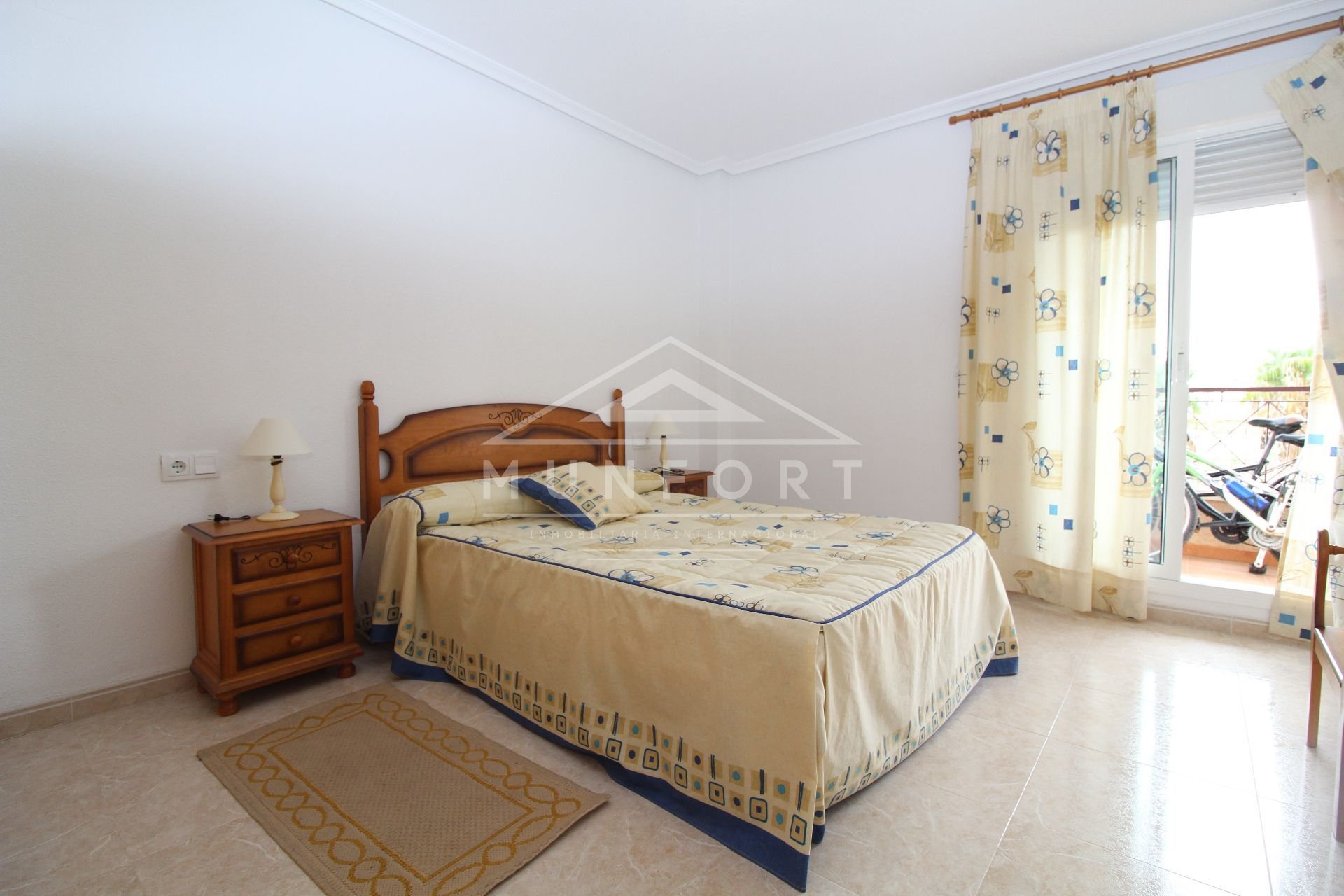 Resale - Apartments -
Orihuela Costa