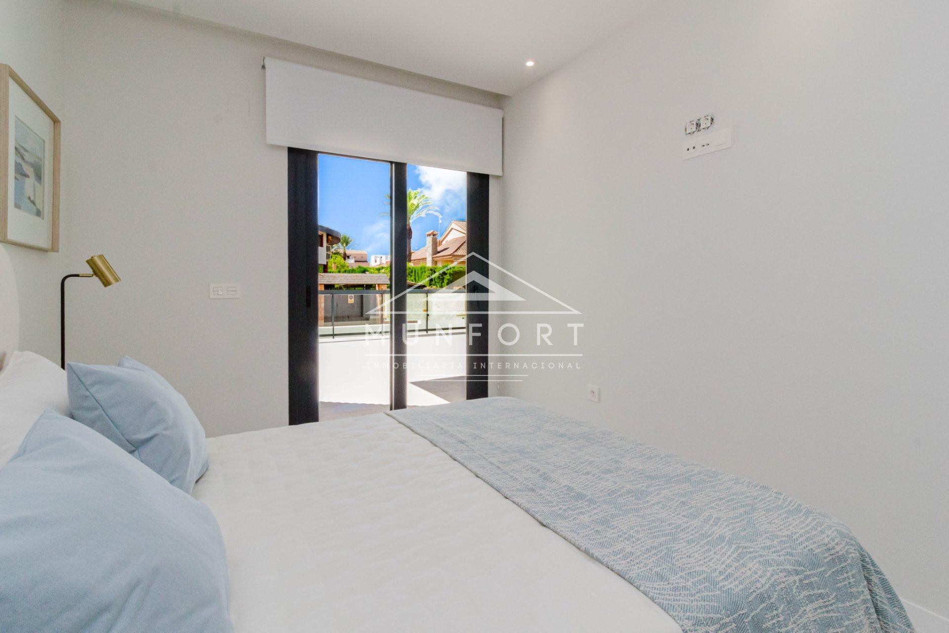 Resale - Apartments -
Pilar de la Horadada - Mil Palmeras