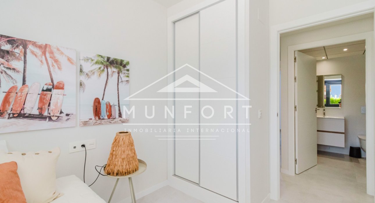 Resale - Apartments -
Pilar de la Horadada - Mil Palmeras