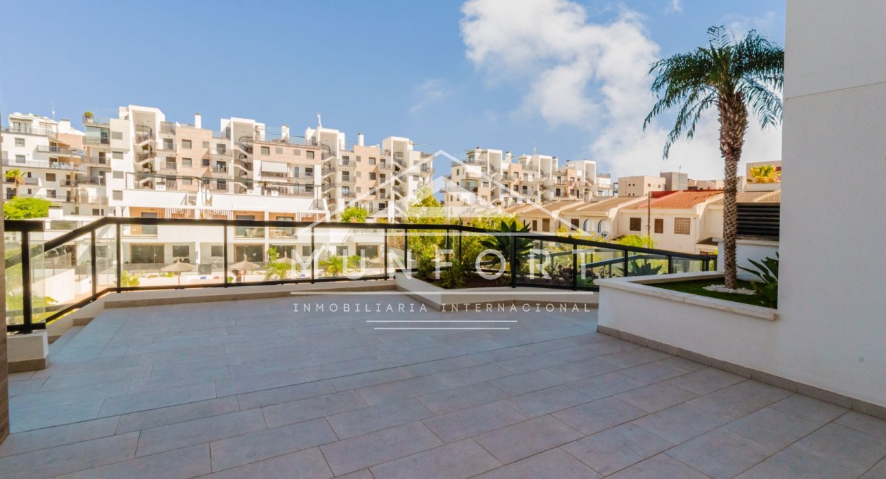 Resale - Apartments -
Pilar de la Horadada - Mil Palmeras