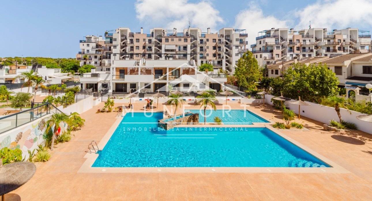 Resale - Apartments -
Pilar de la Horadada - Mil Palmeras