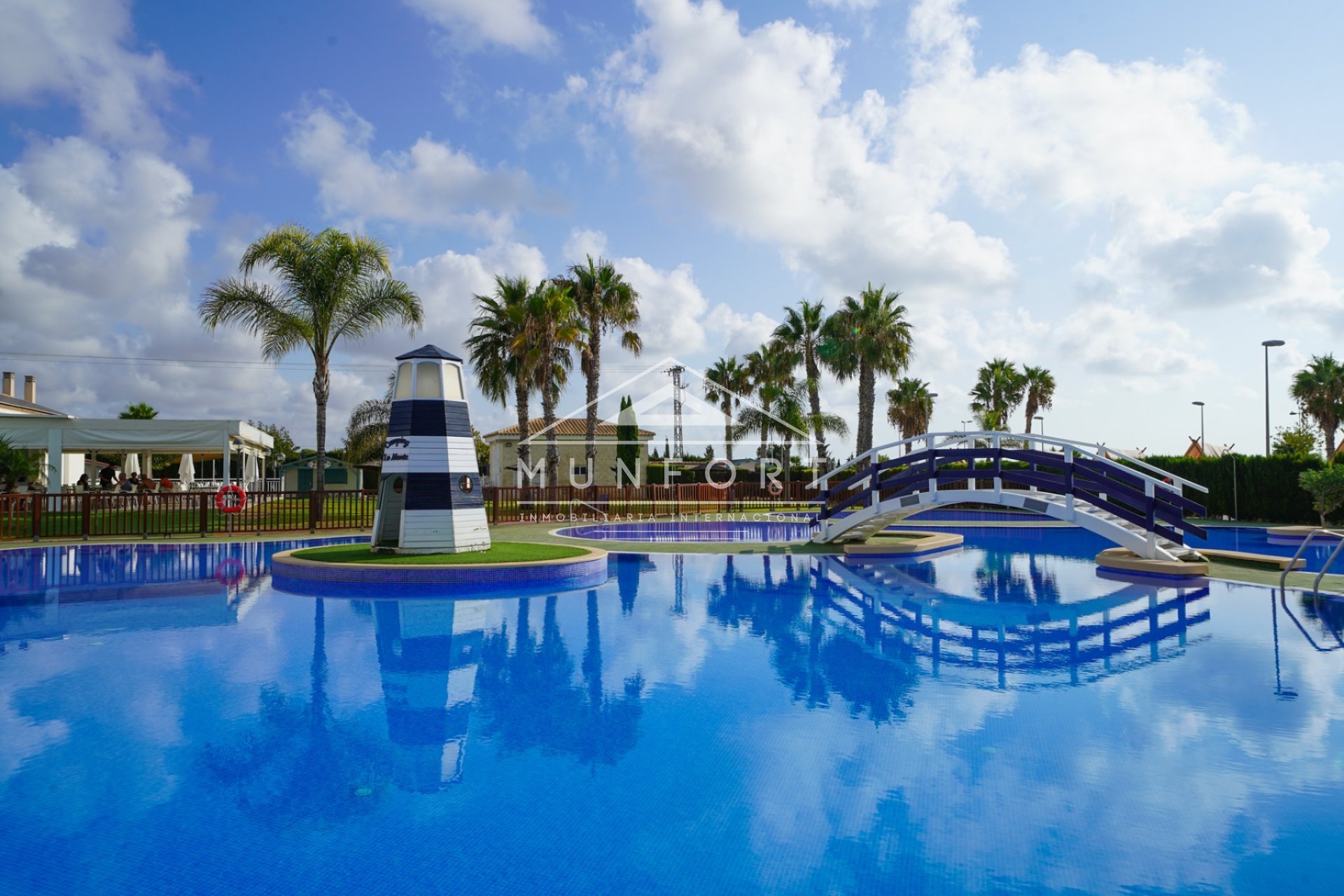 Resale - Apartments -
Pilar de la Horadada - Mil Palmeras