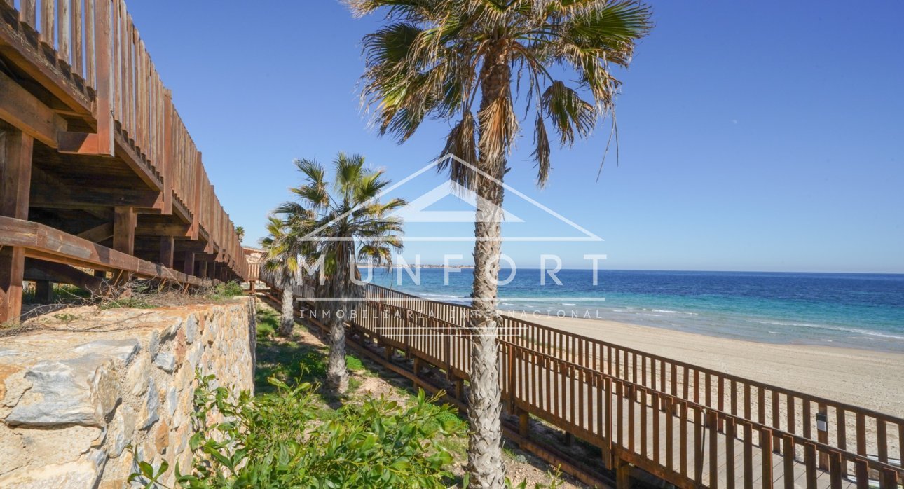 Resale - Apartments -
Pilar de la Horadada - Mil Palmeras