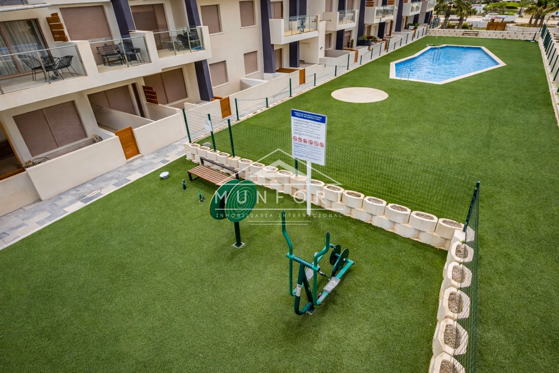Resale - Apartments -
Pilar de la Horadada - Torre de la Horadada