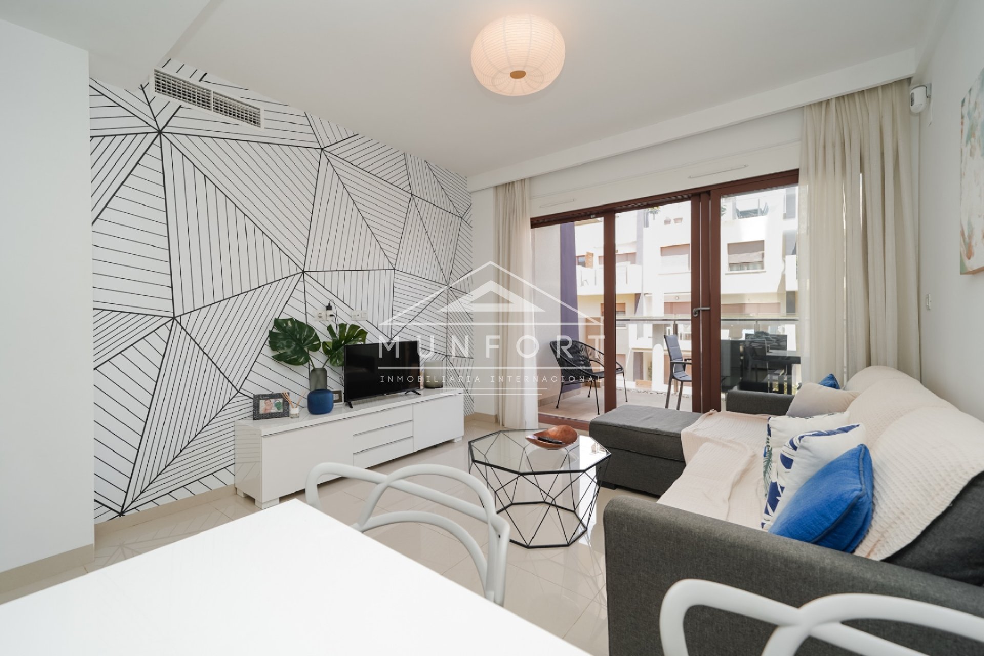 Resale - Apartments -
Pilar de la Horadada - Torre de la Horadada