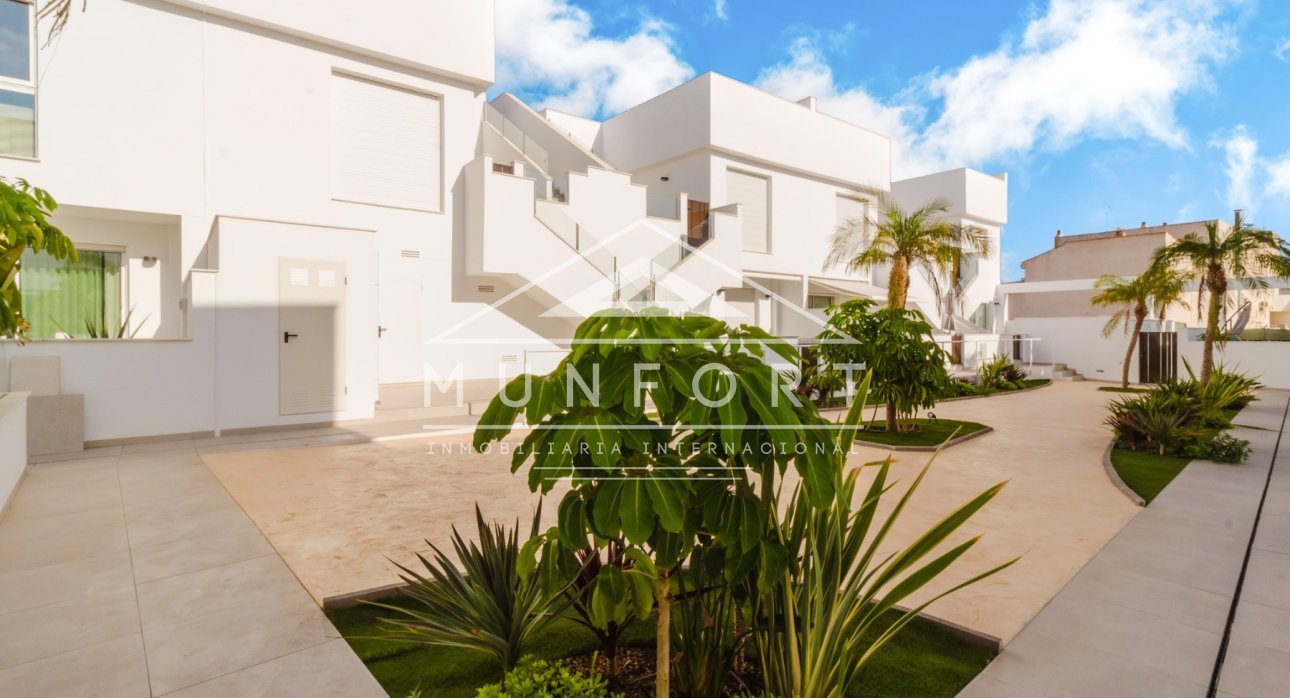 Resale - Apartments -
Pilar de la Horadada