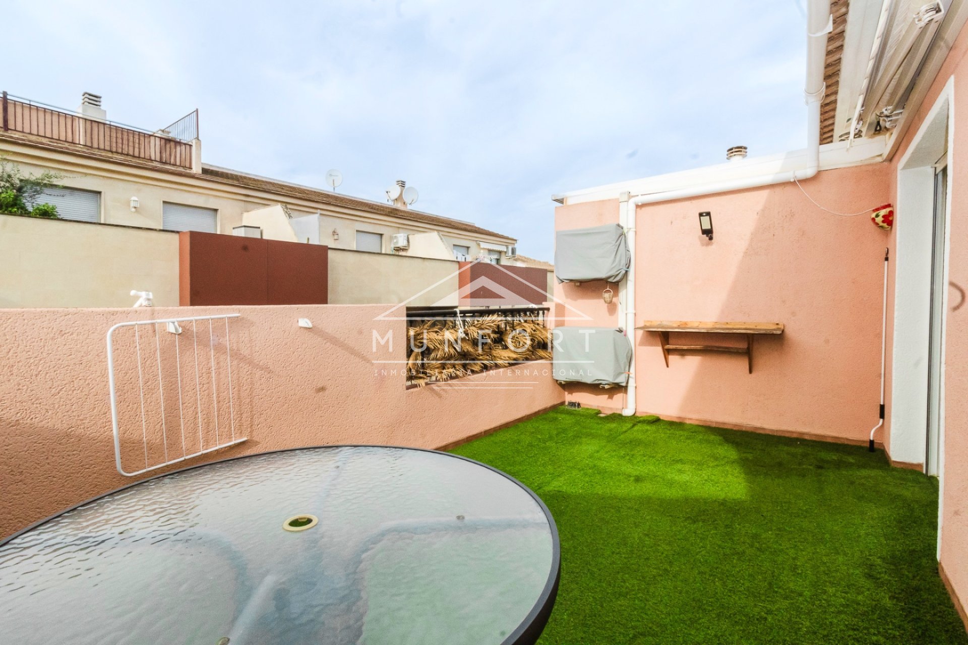 Resale - Apartments -
Pilar de la Horadada